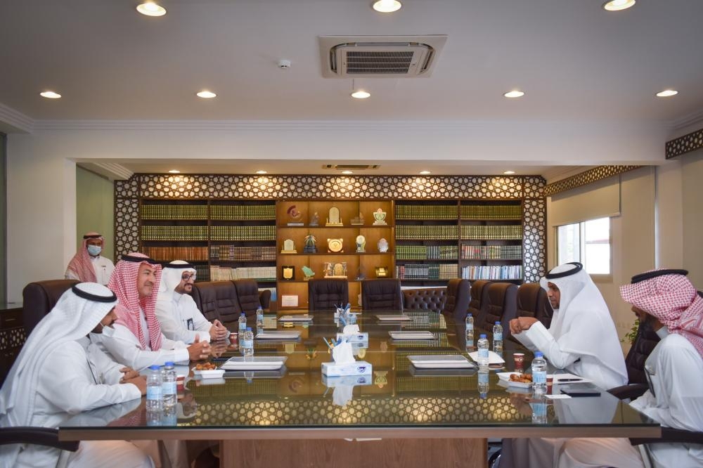 مذكرة تفاهم تجمع وقف الملك عبد العزيز والجمعية الخيرية لتنمية القرى “تنمية”